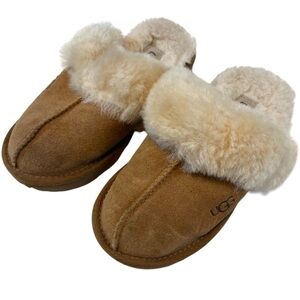 UGG Chestnut Cozy Slip On kids size 12